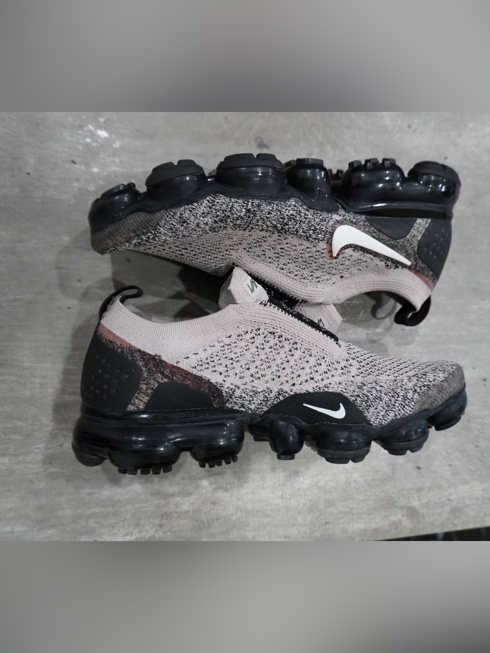 Nike Vapormax Slip-On Sneakers in Light Gray and Black - Picture 3 of 4